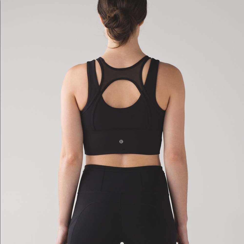 Black Lululemon Sports Bra Crop